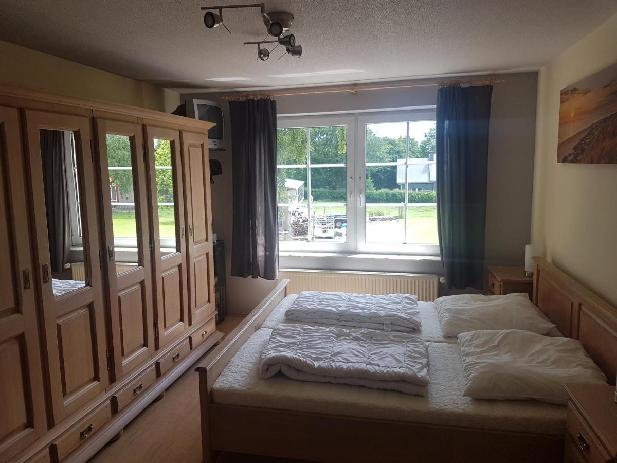 Lindenhaus Apartment Weywertz ภายนอก รูปภาพ