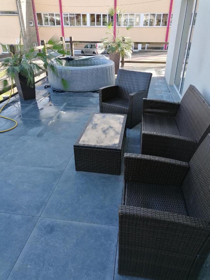 Lindenhaus Apartment Weywertz ภายนอก รูปภาพ